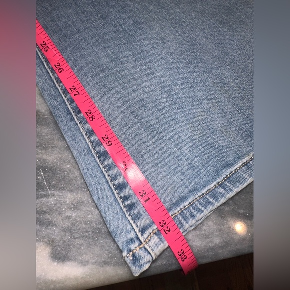 Hidden Size 27 Distressed Women's Blue Flared Jeans - Picture 9 of 12